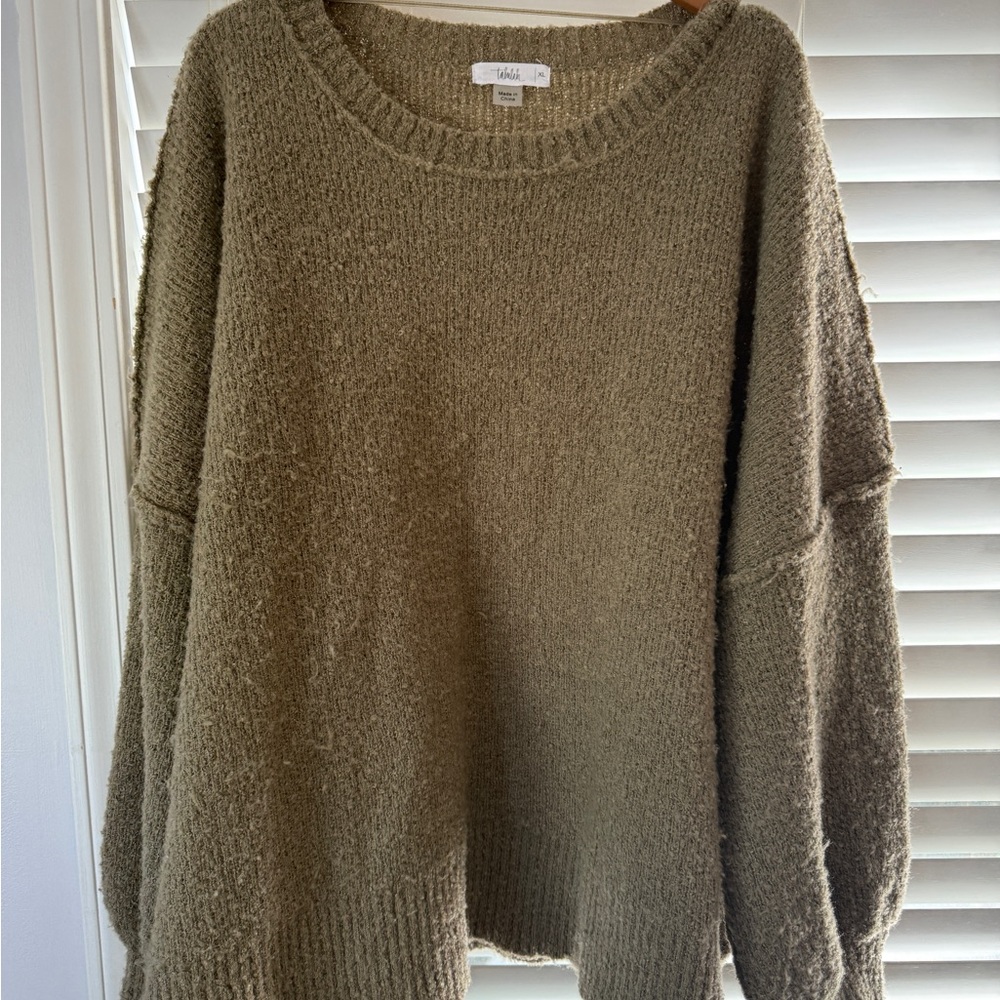 TALULAH Lev Textured Sweater in Moss